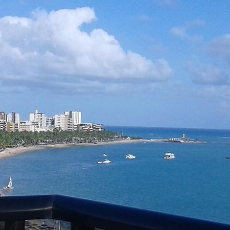 Na Beira Mar De Pajucara - Edificio Neo 2 - Apartamento Com 02 Quartos - Tem Varanda- Vista Lateral Do Mar - Avenida Doutor Antonio Gouveia 1081- Consumo Eletrico E Pago No Ckeck-Out 1Kwh E 1,35 Reias Maceió Buitenkant foto